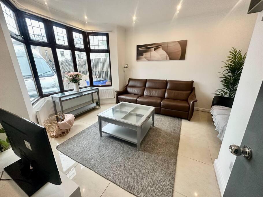 5 Bedroom House Se6 London Eksteriør bilde