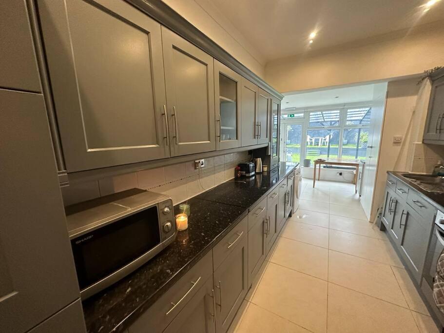 5 Bedroom House Se6 London Eksteriør bilde