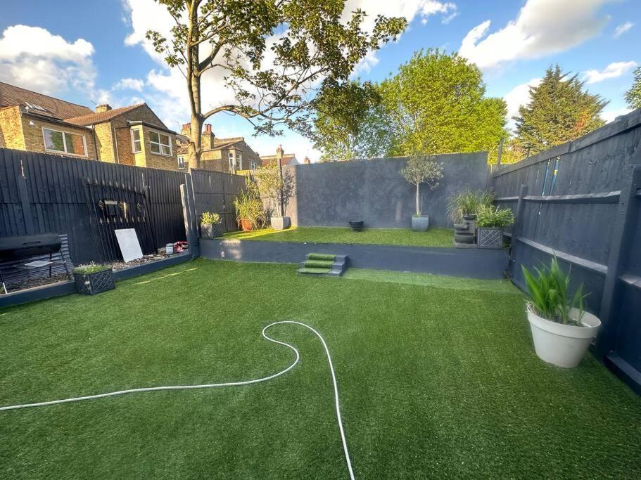 5 Bedroom House Se6 London Eksteriør bilde